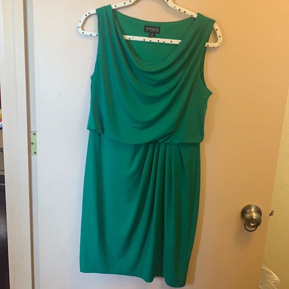 Super cute. Enfocas studio. Green Size 8 dress.